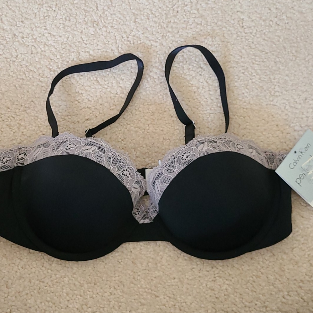 Calvin Klein Perfectly Fit Strapless Push Up Bra